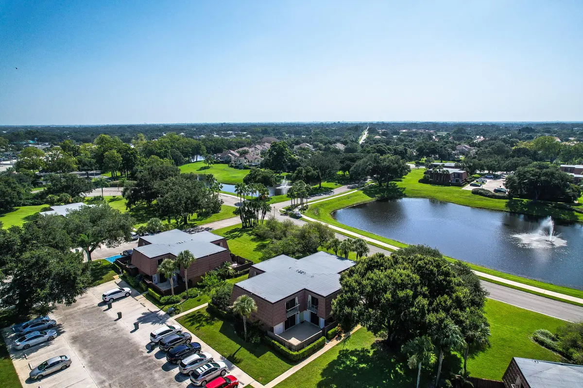 Ariel View at 2940 SW Sunset Trace Circle, Palm City