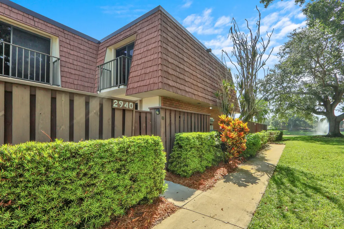 Side Elevation at 2940 SW Sunset Trace Circle, Palm City
