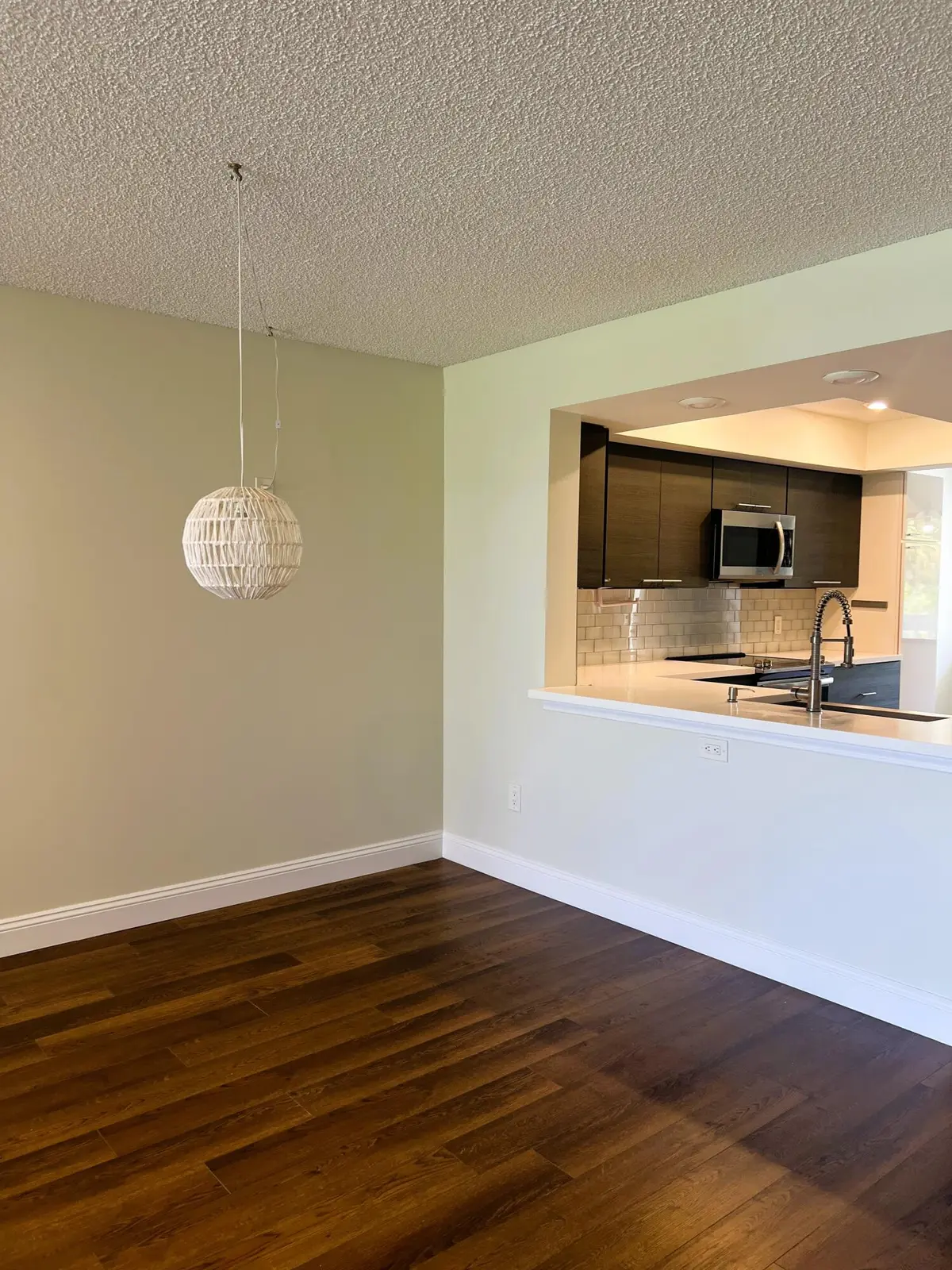 Dining area at 4300 GATOR TRACE Drive H, Fort Pierce