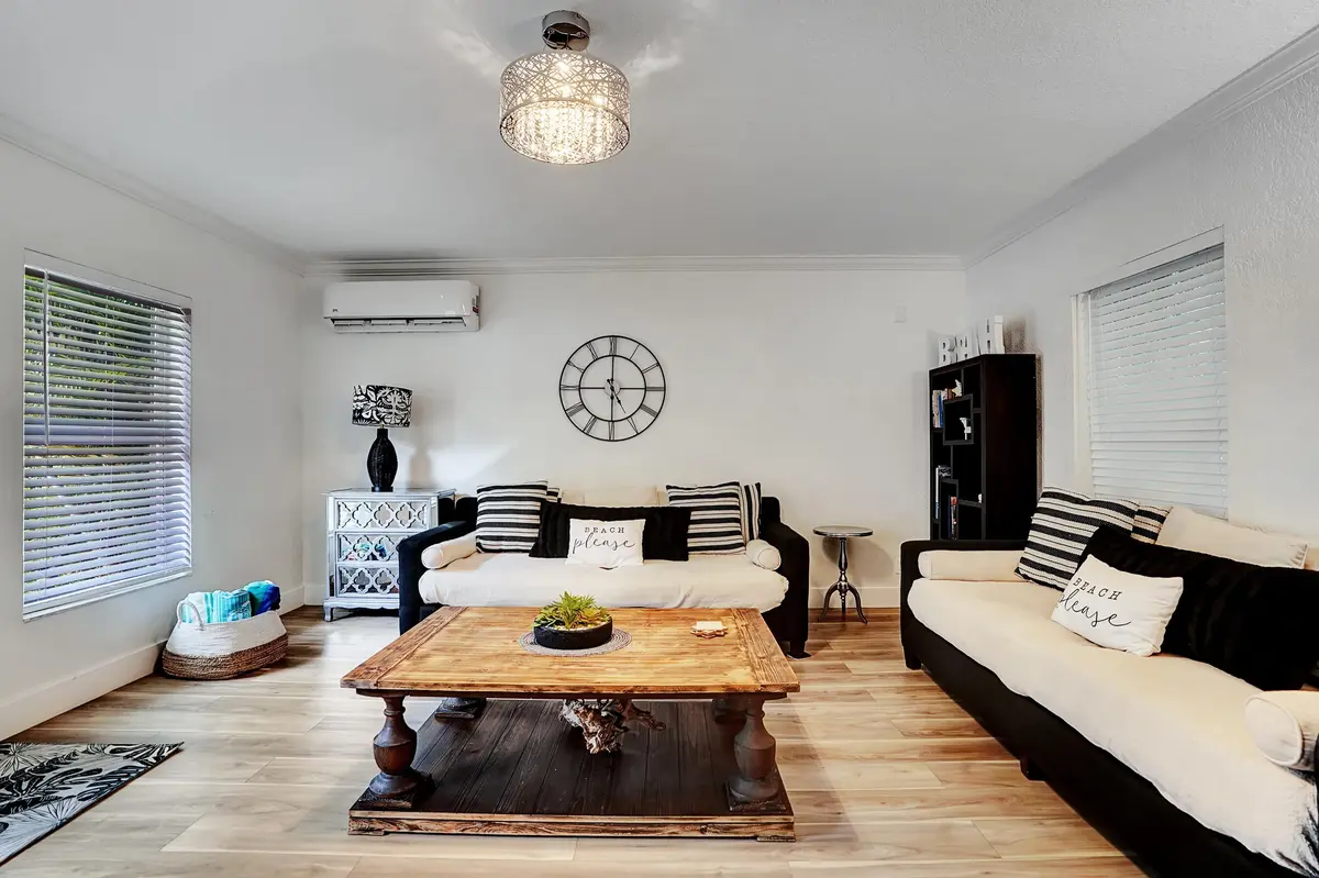 Lower Level at 311 SE 3rd Avenue Downstairs, Delray Beach