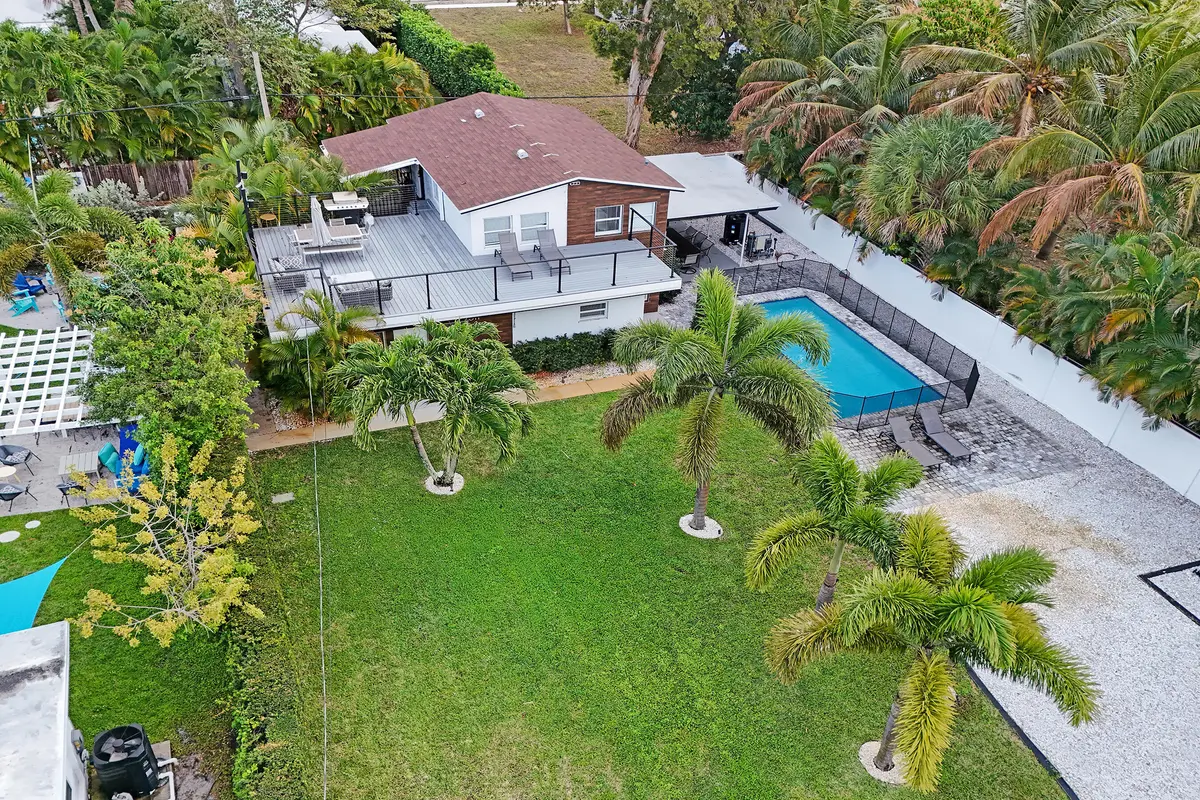 Aerial at 311 SE 3rd Avenue Upstairs, Delray Beach