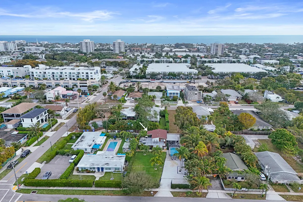 Aerial Street at 311 SE 3rd Avenue Upstairs, Delray Beach