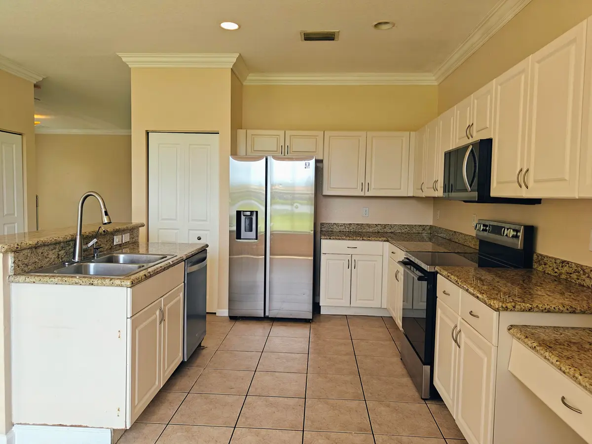 624 Garden Cress Trail, Royal Palm Beach, FL – photo 7
