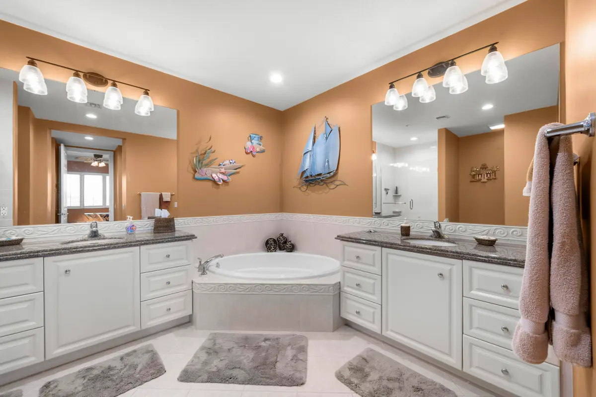 TR8HarborIsleDrivePH5-51 at 8 Harbour Isle Drive PH05, Fort Pierce