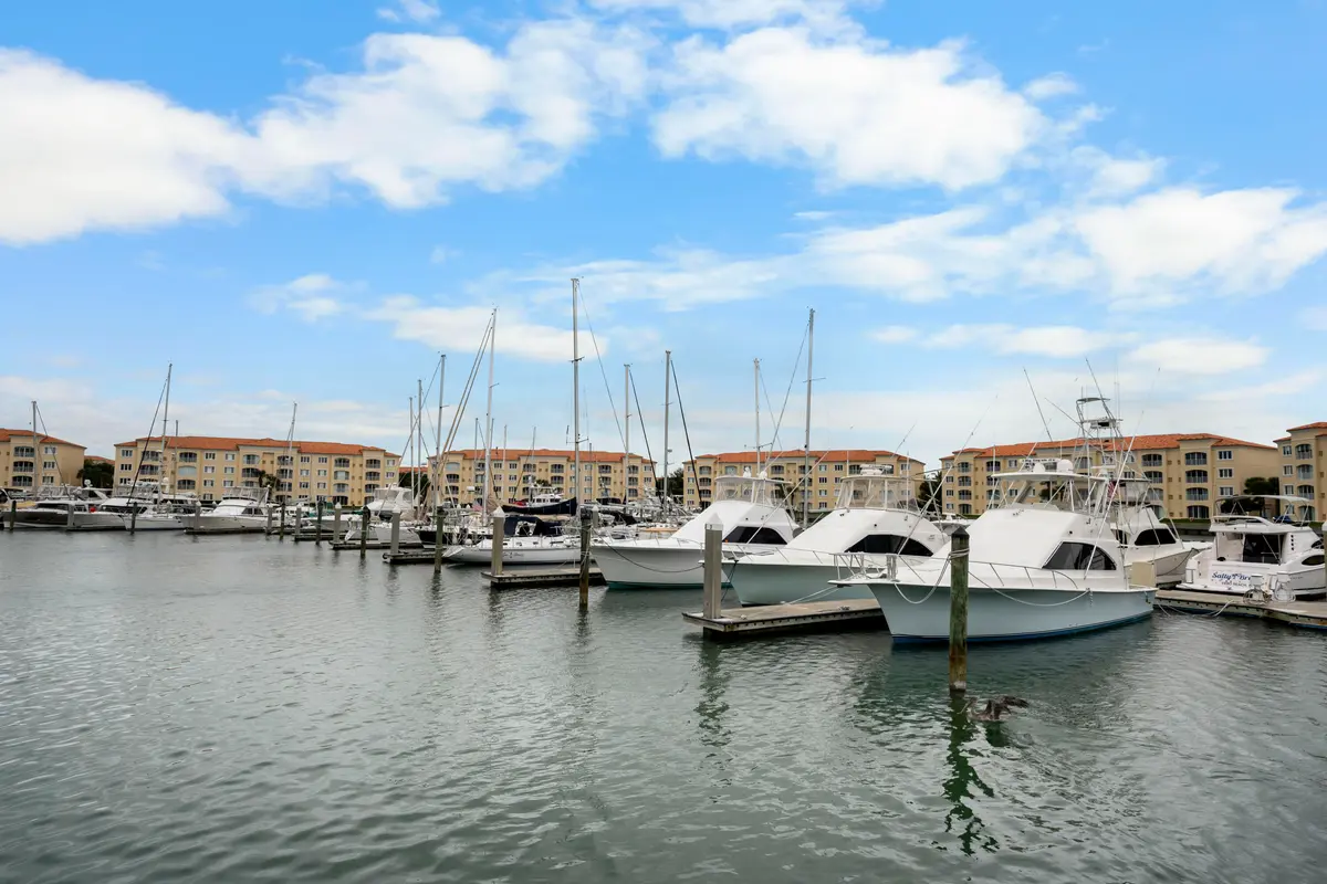 TR8HarborIsleDrivePH5-73 at 8 Harbour Isle Drive PH05, Fort Pierce
