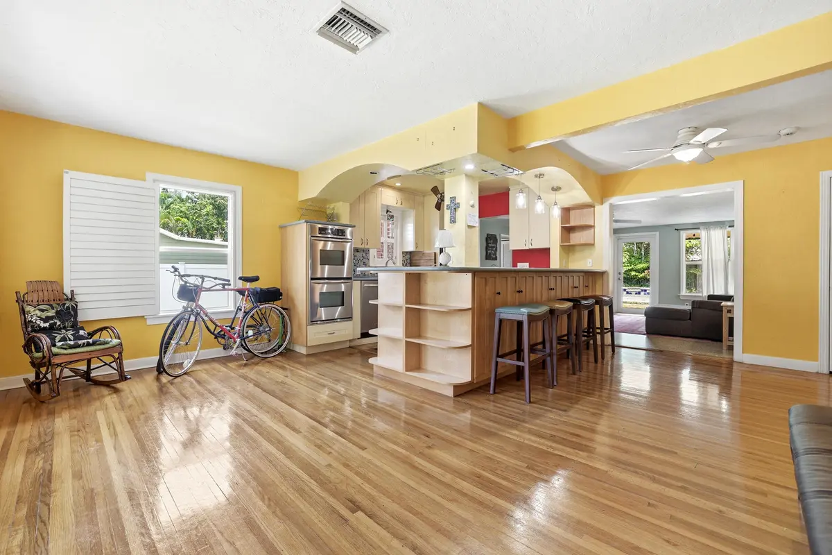 5_0h8a1403 at 227 S SWINTON Avenue, Delray Beach