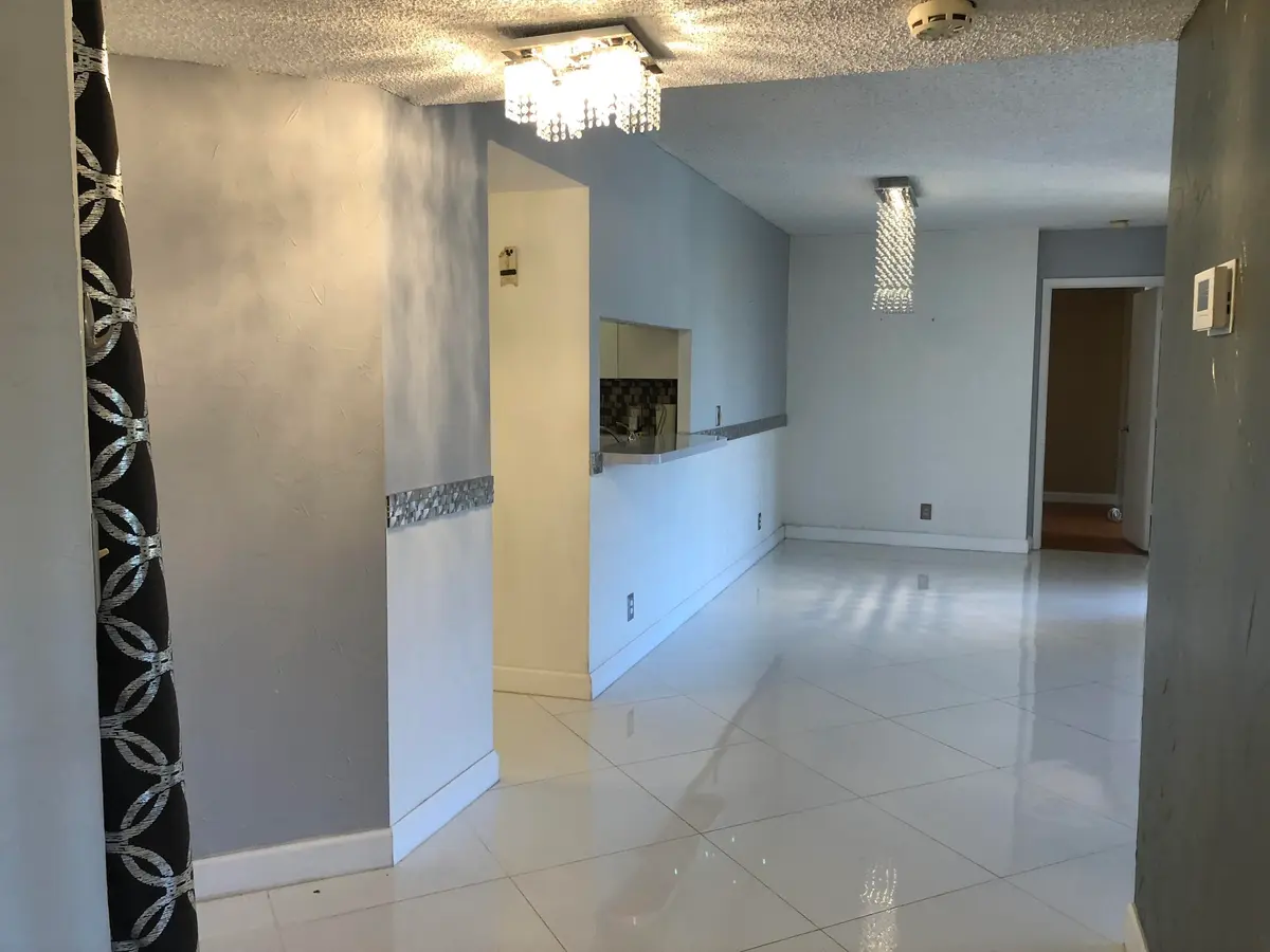 AXaKPAR0QPGD7rN4G8bLaw at 10730 NW 14TH Street 179, Plantation