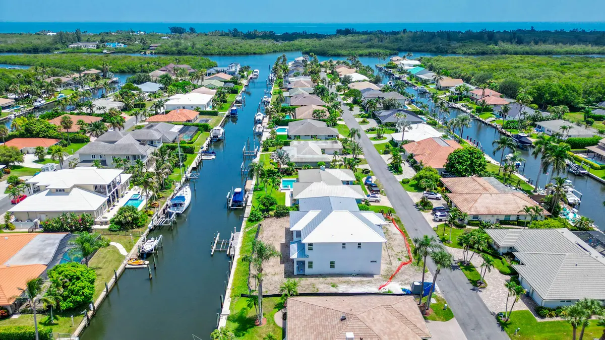 Aerial 8-17-26 at 8967 SE Star Island Way, Hobe Sound
