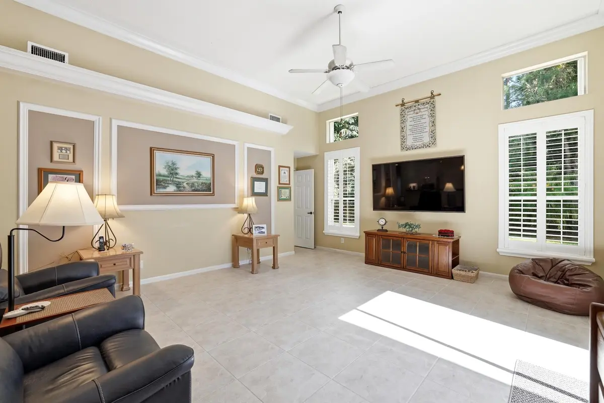 0H8A2025 at 606 CYPRESS GREEN Circle, Wellington