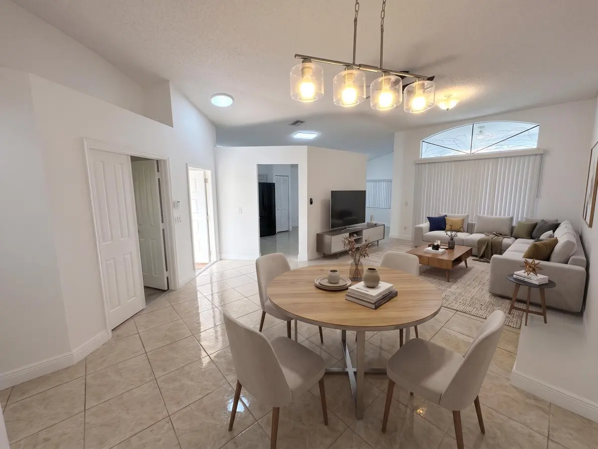 17904 SW 1st Street, Pembroke Pines, FL – photo 2