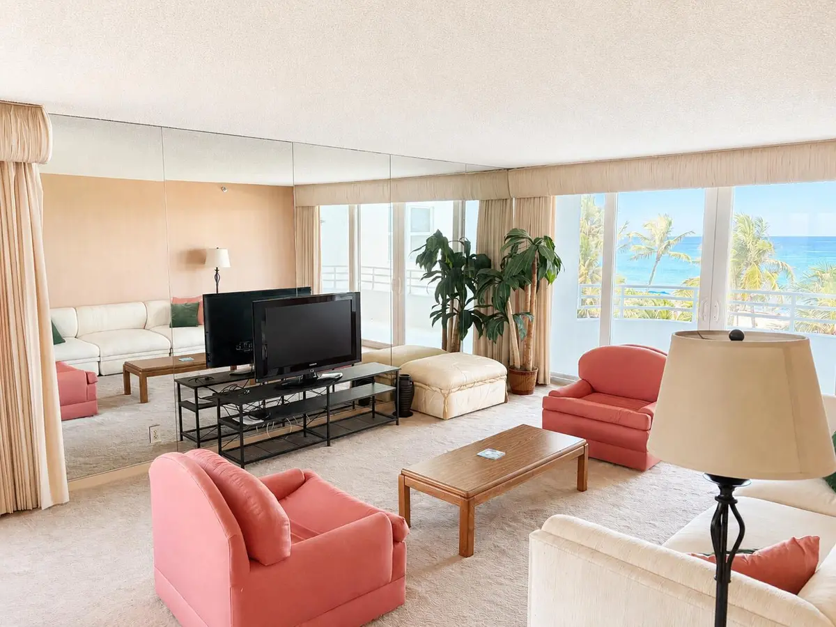 ChatGPT 8 at 3407 S Ocean Boulevard, Highland Beach
