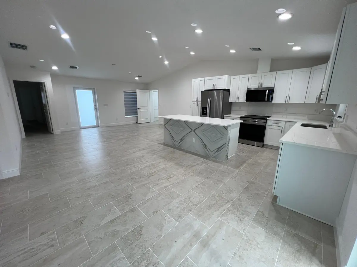 0b3c28c0-919b-4c6b-a9dd-7911bb94fcc0 at 5913 Seagrape Drive, Fort Pierce