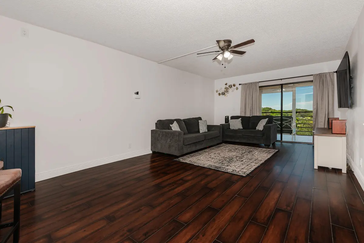 0-2 at 9235 SW 8th Street 502, Boca Raton