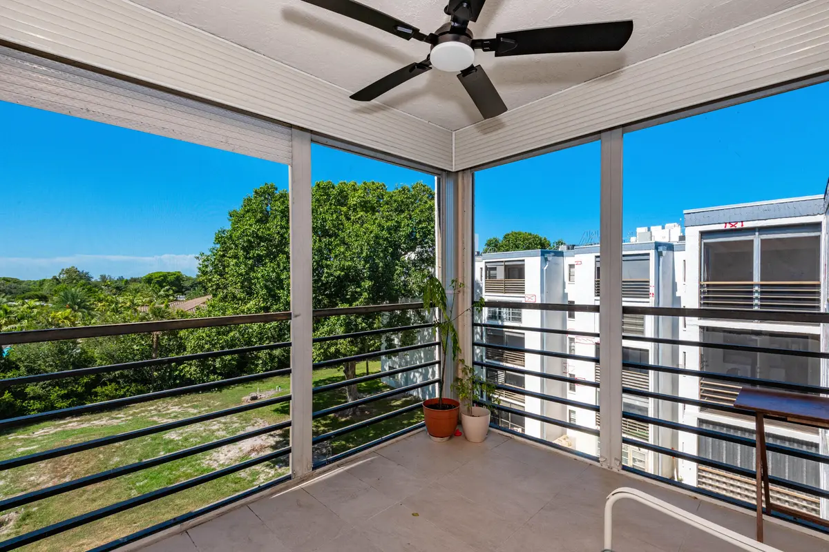 0-25 at 9235 SW 8th Street 502, Boca Raton