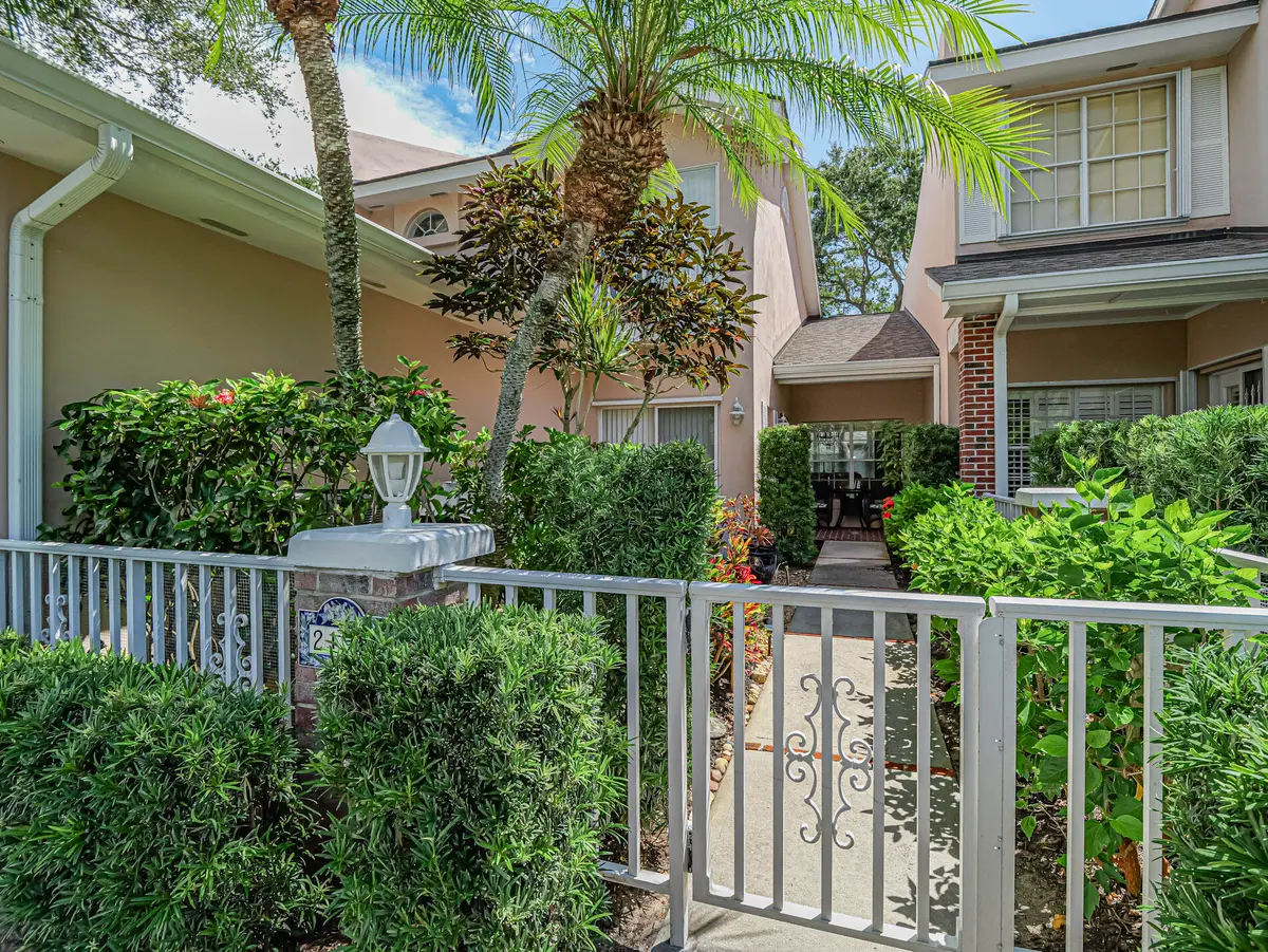 219 E Park Shores Circle 219B, Indian River Shores, FL – photo 4