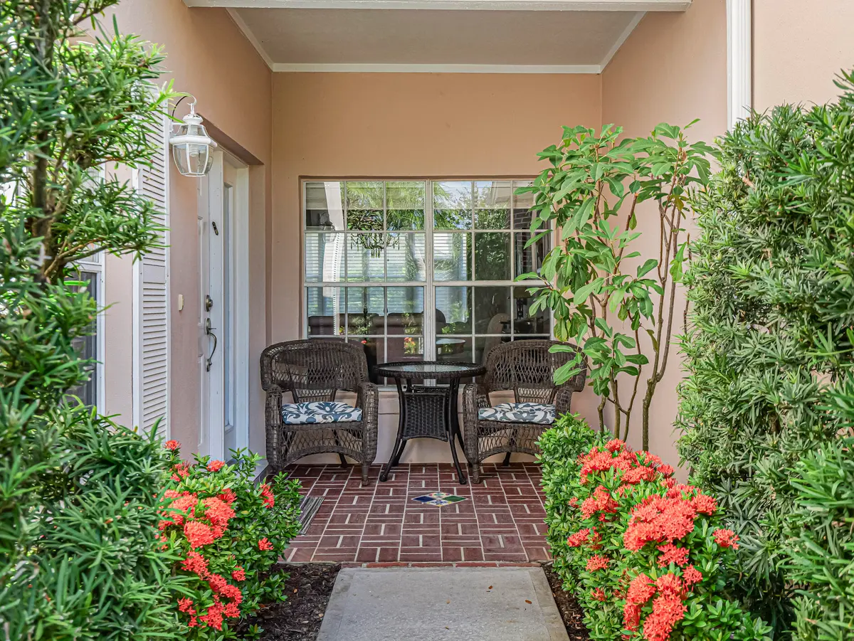 219 E Park Shores Circle 219B, Indian River Shores, FL – photo 7
