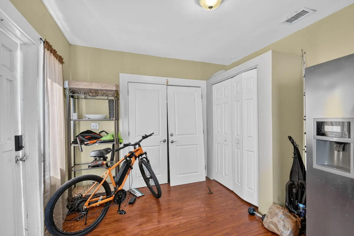 Kitchen at 633 Franklin Road, West Palm Beach