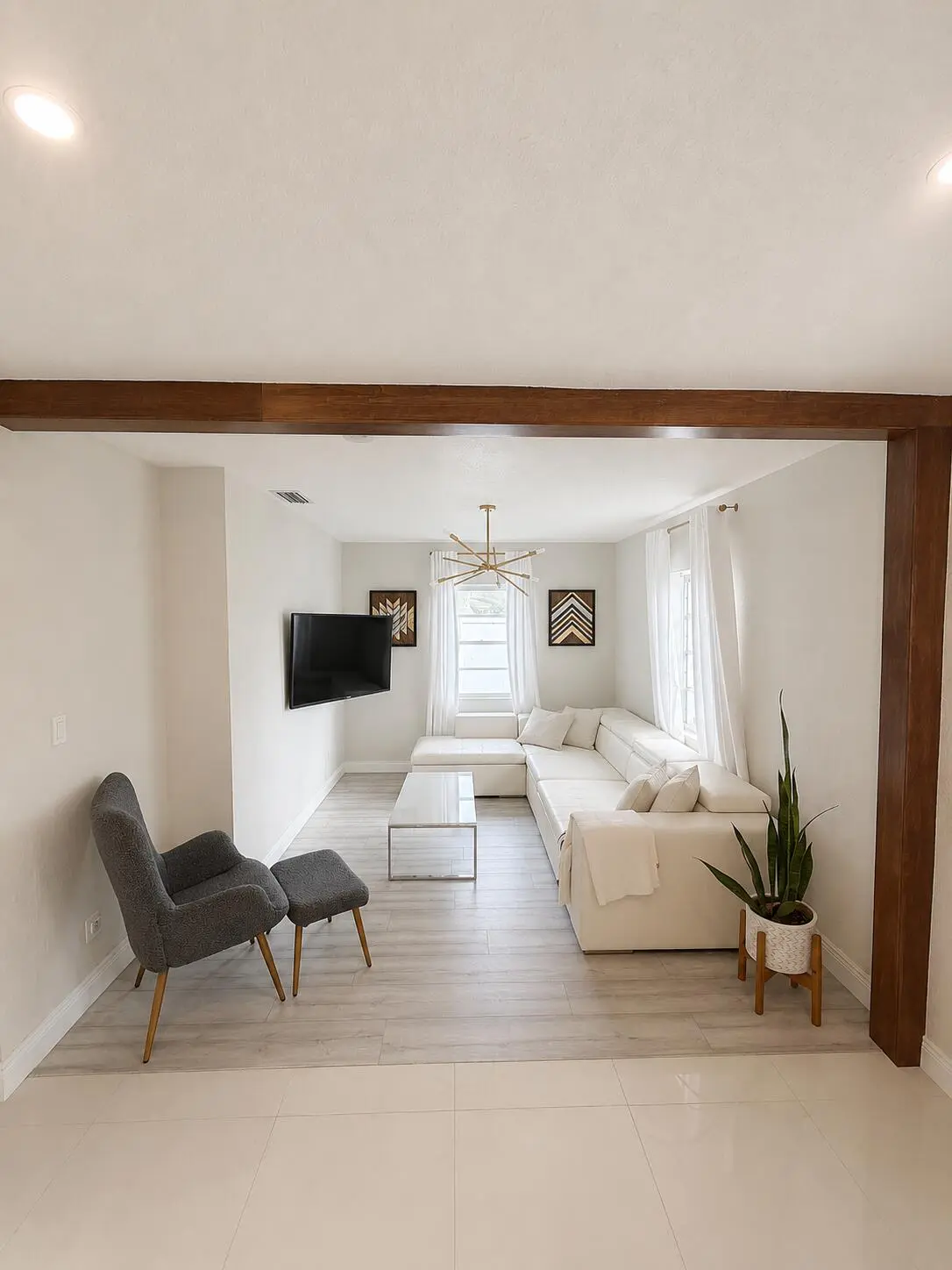 E0E8D7B8-B5E9-4A9D-8CEA-B6607B809C69 (1) at 4730 NE 3rd Avenue, Oakland Park