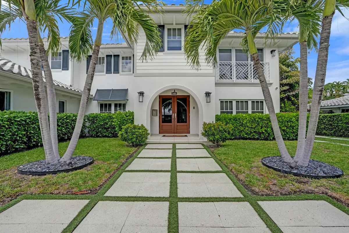 DSC09956 at 738 MIDDLE RIVER Drive, Fort Lauderdale
