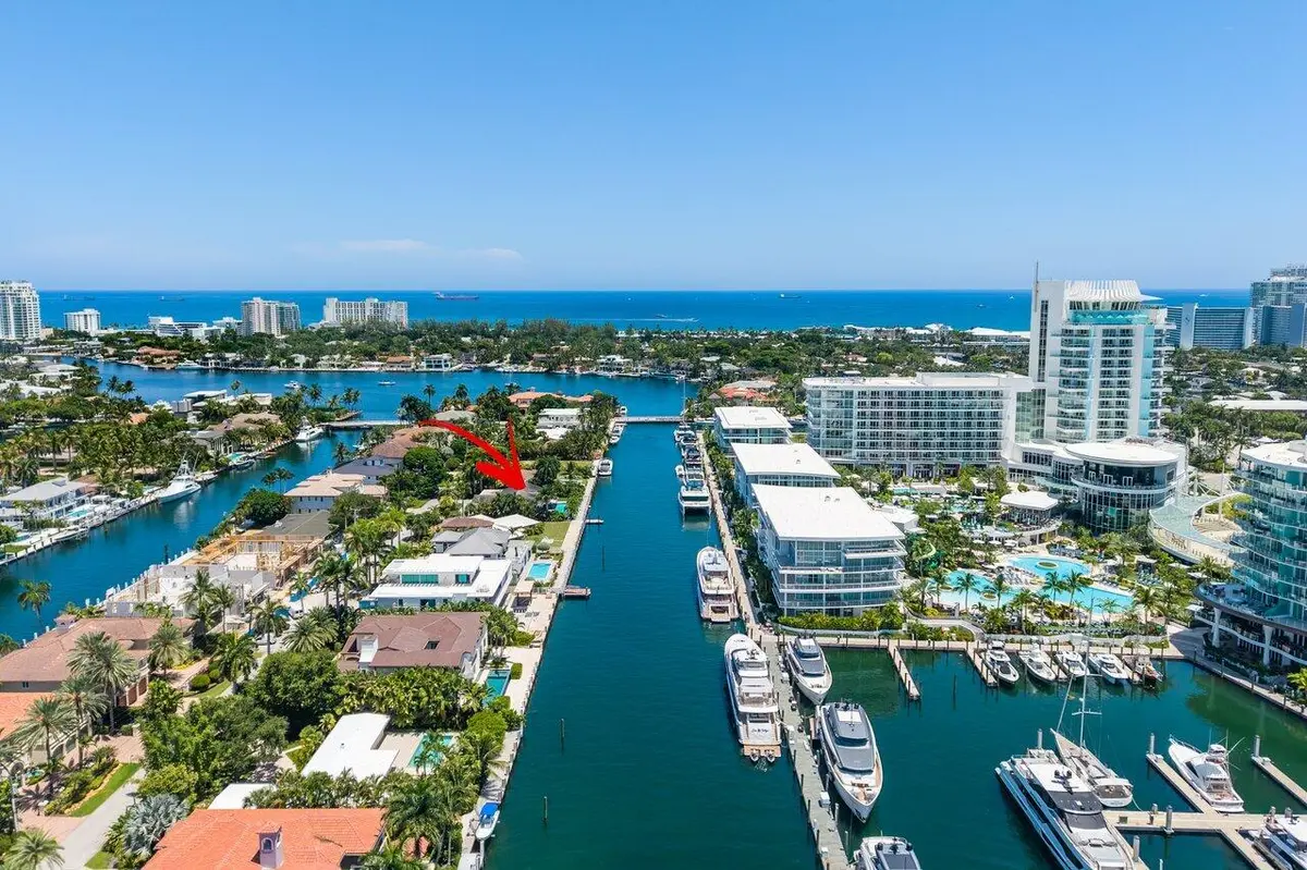 m51 at 2540 MERCEDES Drive, Fort Lauderdale