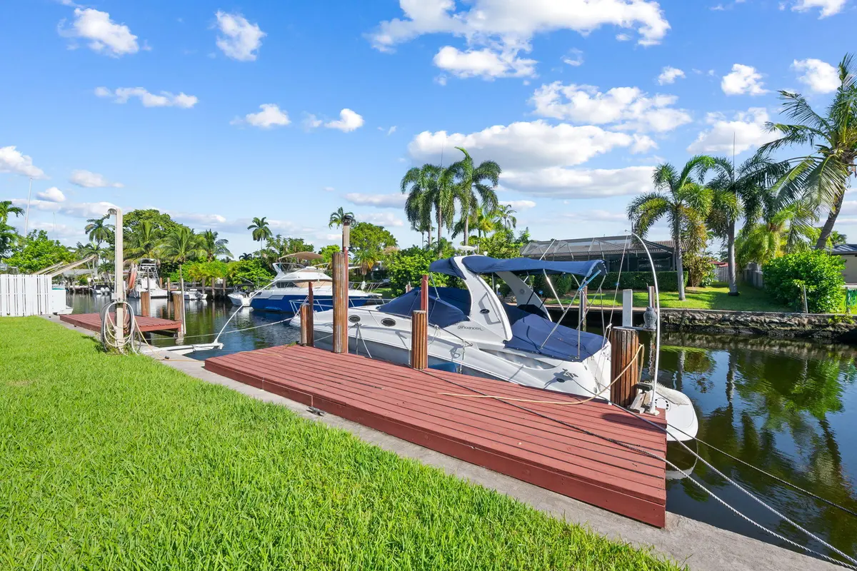 20-web-or-mls-DSC_8685 at 1221 SW 17th Street, Fort Lauderdale