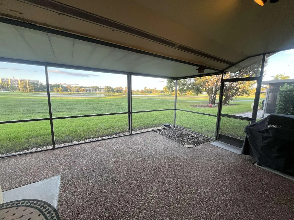 Duco.5 at 16233 Laurel Drive 17, Weston