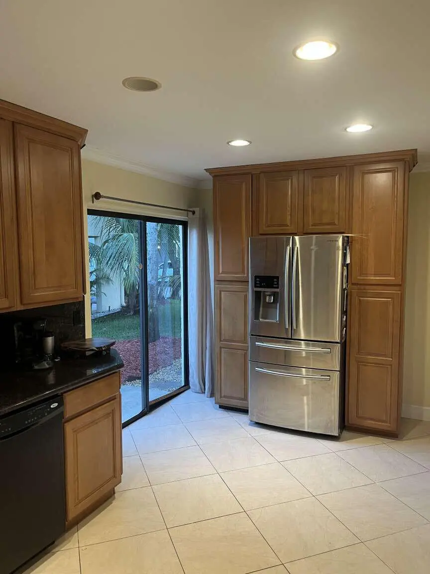 Duco.8 at 16233 Laurel Drive 17, Weston