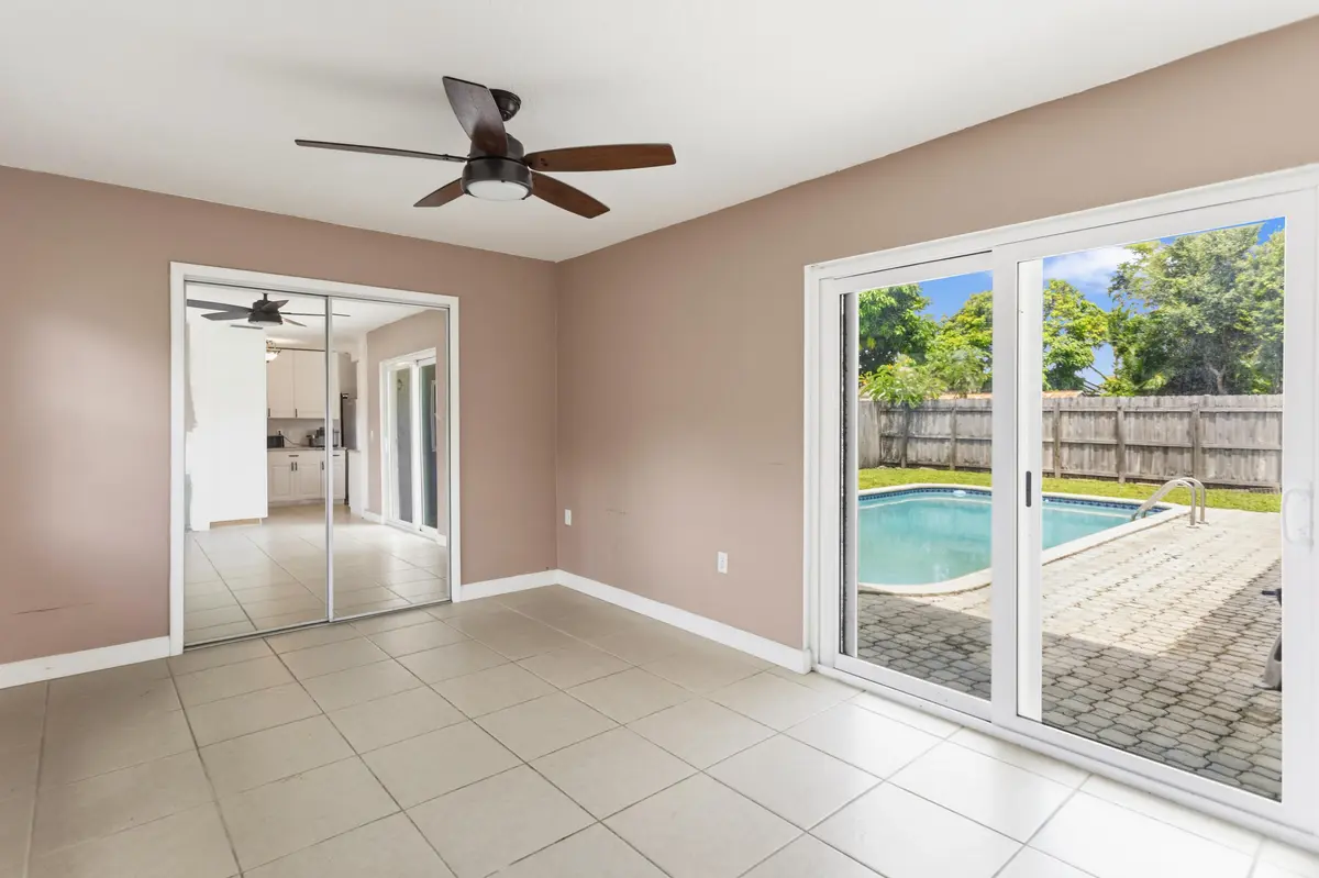 585A7831 at 8621 NW 3RD Street, Pembroke Pines