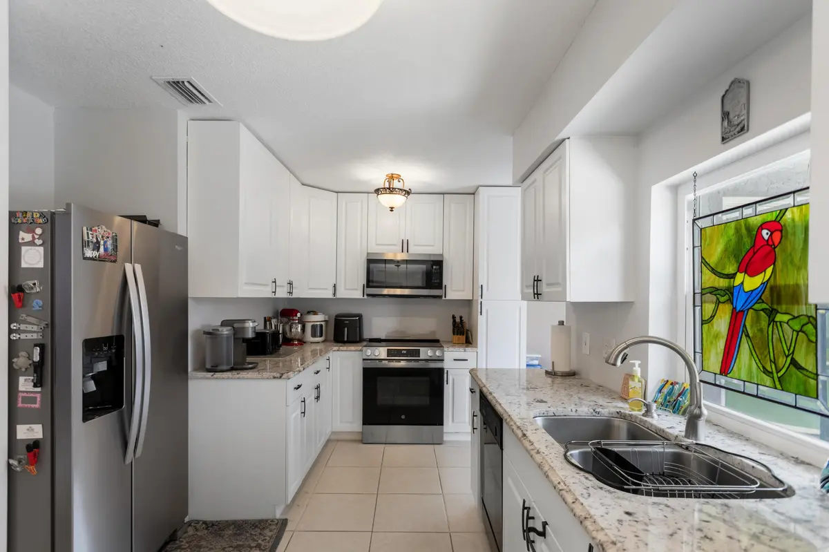 585A7807 at 8621 NW 3RD Street, Pembroke Pines
