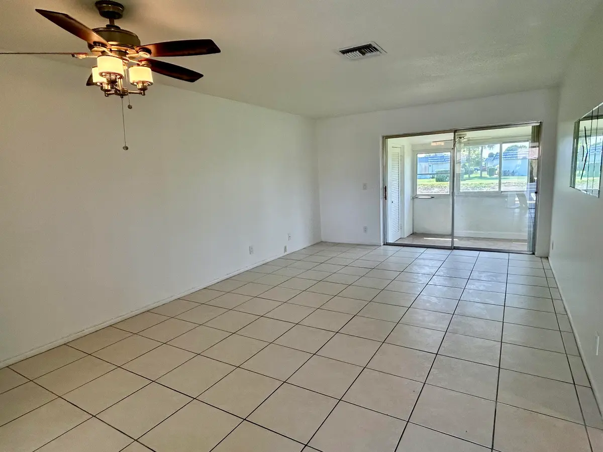 IMG_8975 at 2895 CROSLEY Drive C, West Palm Beach