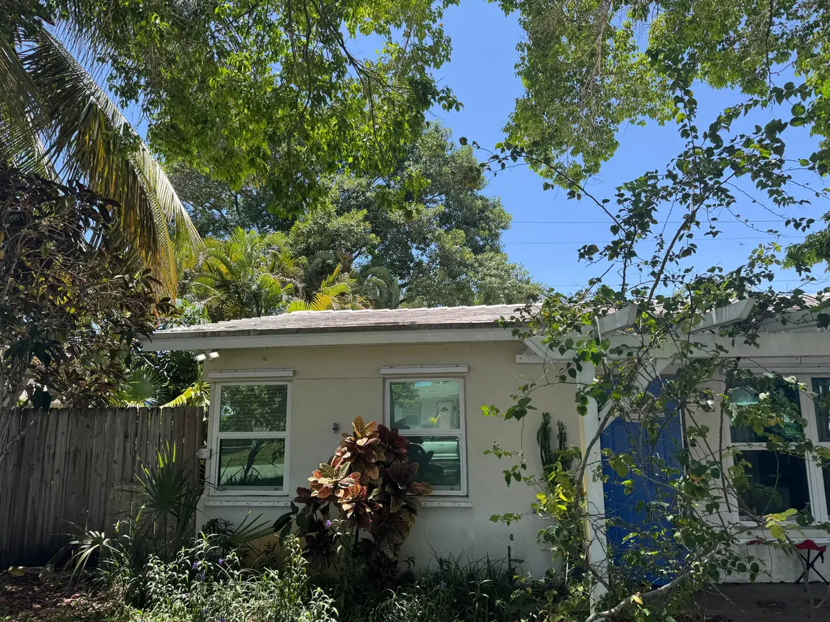 WhatsApp Image 2026-08-19 at 10.33.12 (1 at 1450 NE 32ND Street, Pompano Beach