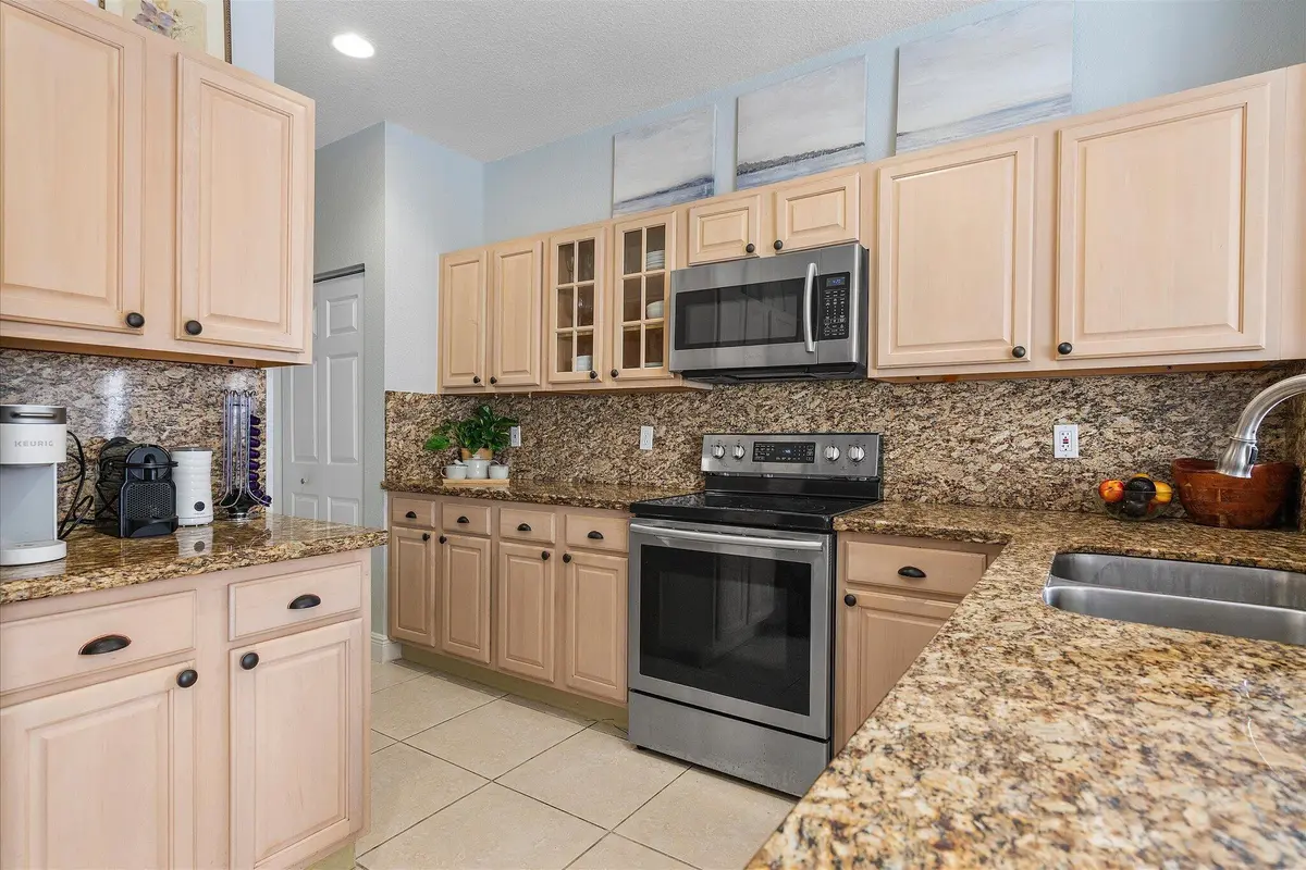 025-25-16871 SW 5th Ct_0025 at 16871 SW 5th Court, Weston