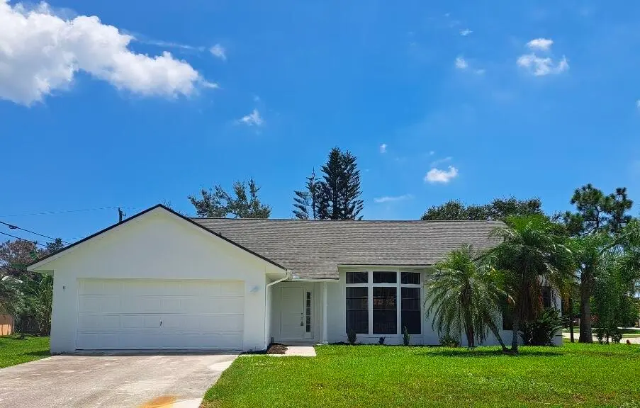 e12 at 5000 NW Erskin Terrace, Port St. Lucie