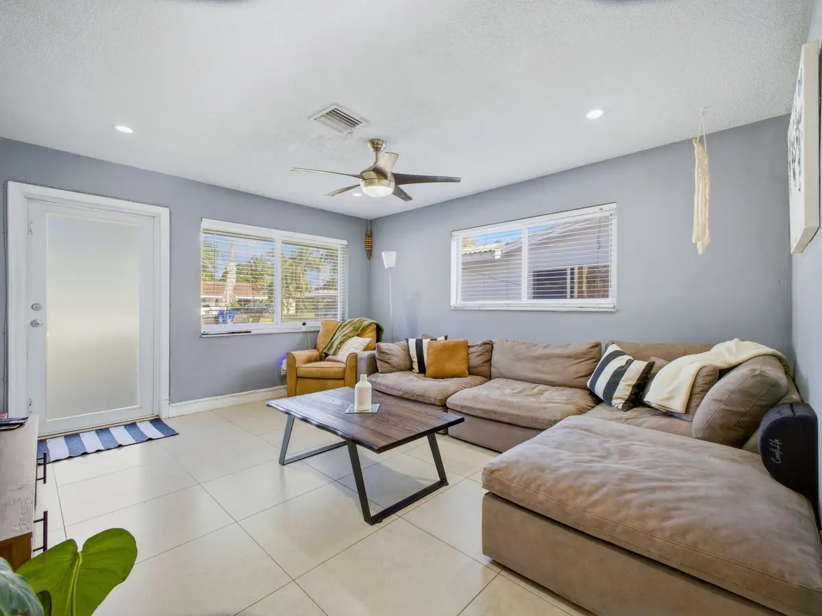 Unit A Living at 451 SE 1st Avenue A-B, Pompano Beach