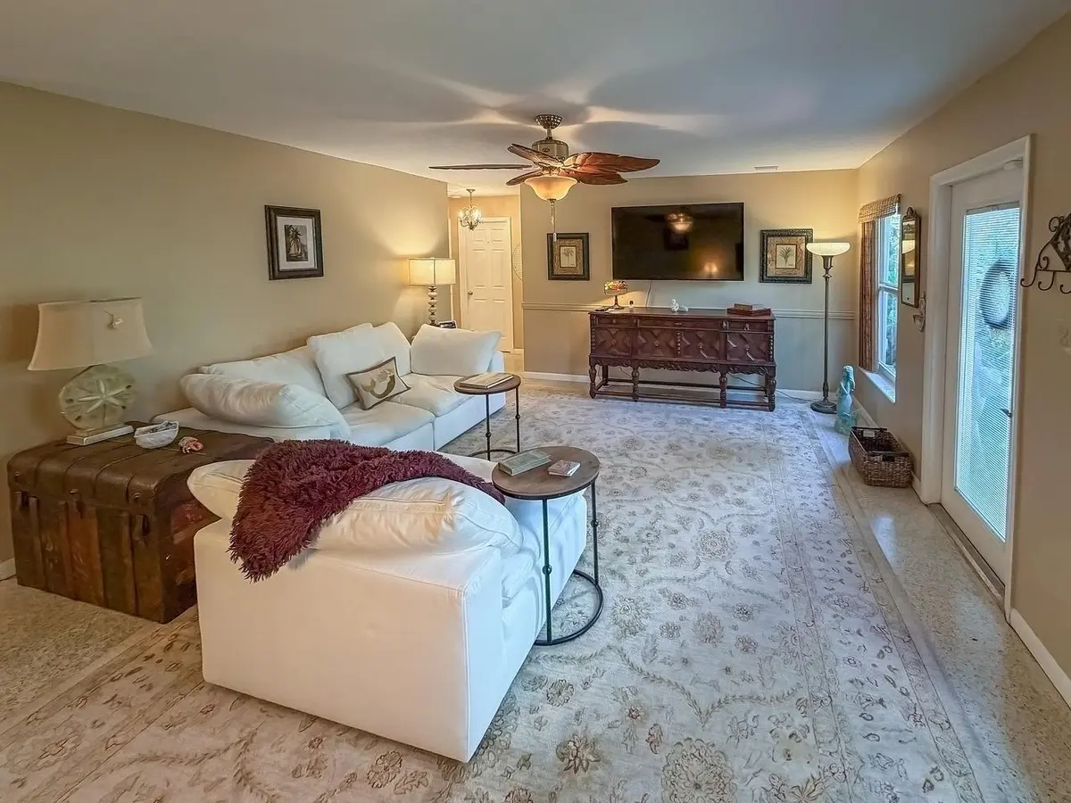 013-057-4195 NE Hyline Dr-1334x1000 at 4195 NE HYLINE Drive, Jensen Beach