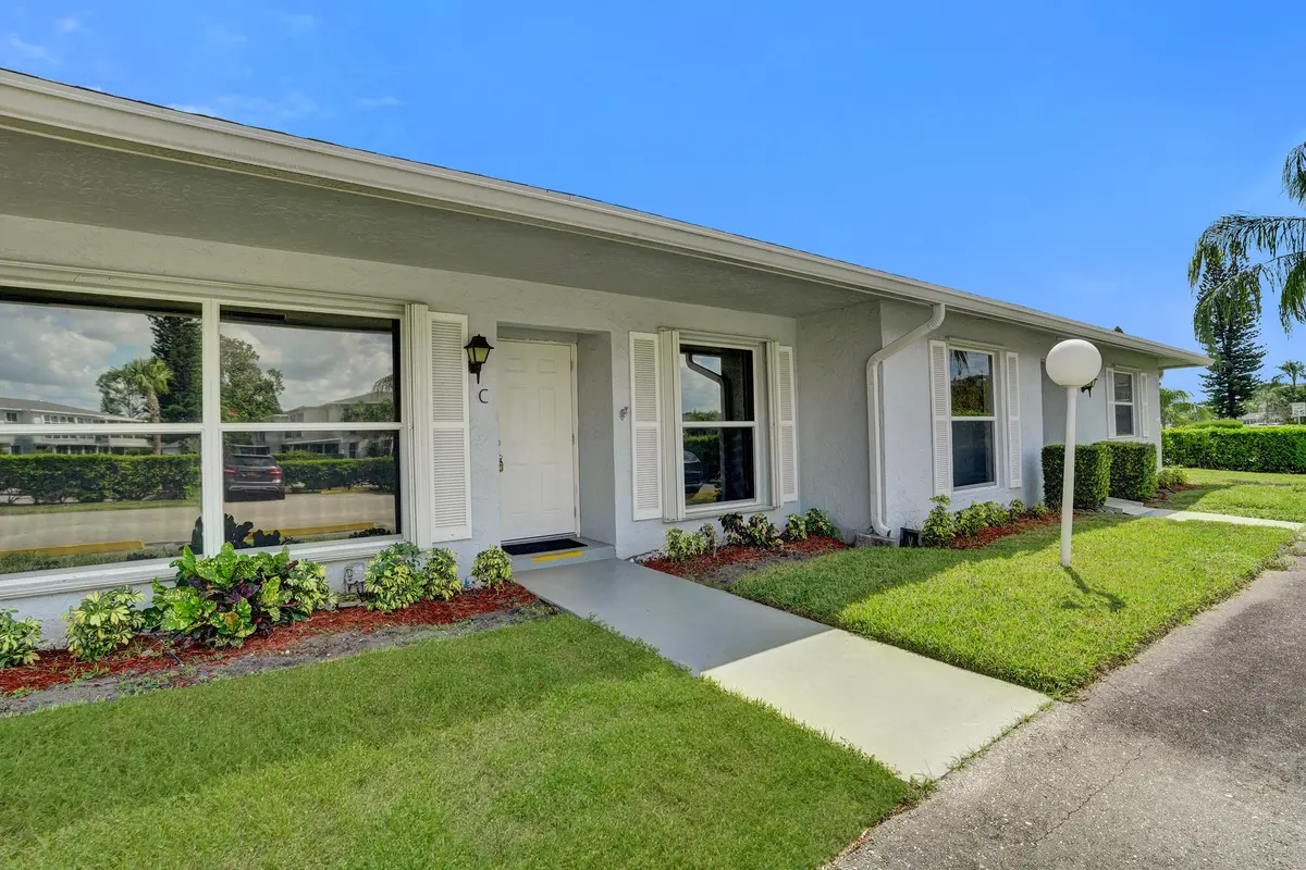 VILLA RESIDENCE "C" at 2805 SW 13th Street C, Delray Beach