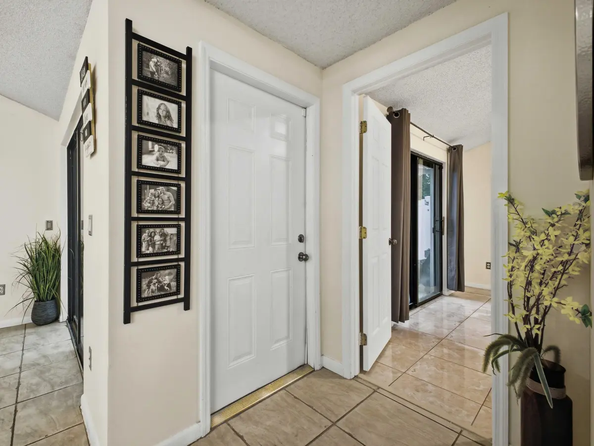 Foyer at 5933 GOLDEN EAGLE Circle, Palm Beach Gardens