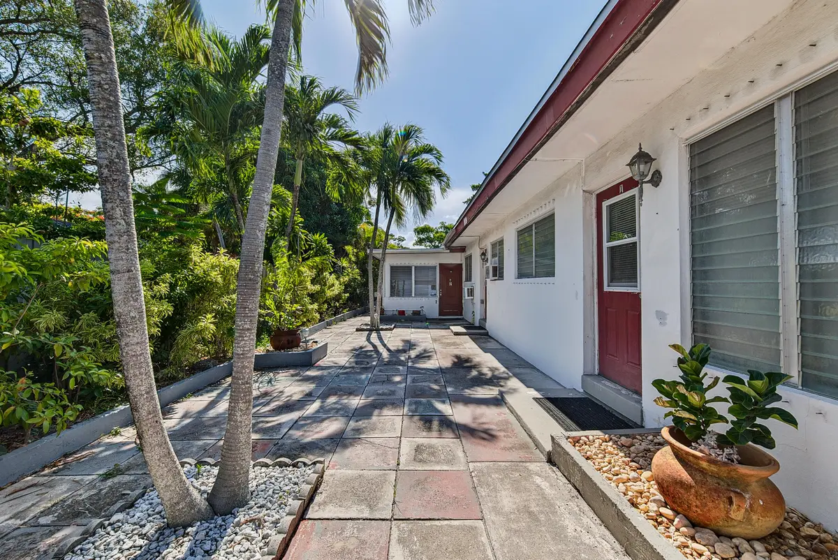 head-36 at 1223 NE 3rd Avenue 1-3, Fort Lauderdale