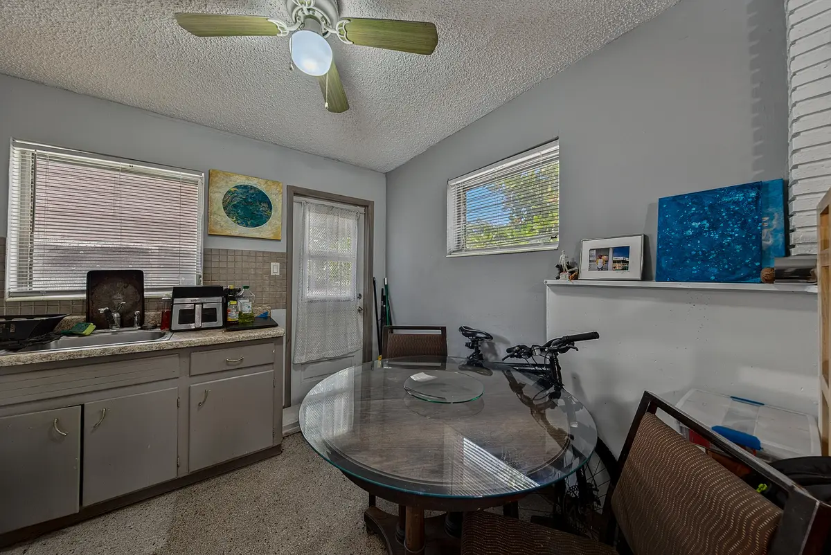 head-33 at 1223 NE 3rd Avenue 1-3, Fort Lauderdale
