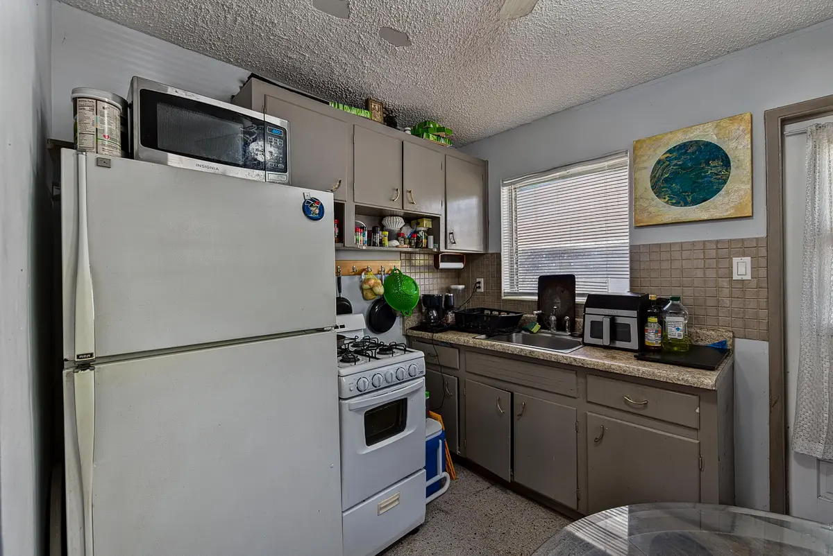 head-34 at 1223 NE 3rd Avenue 1-3, Fort Lauderdale