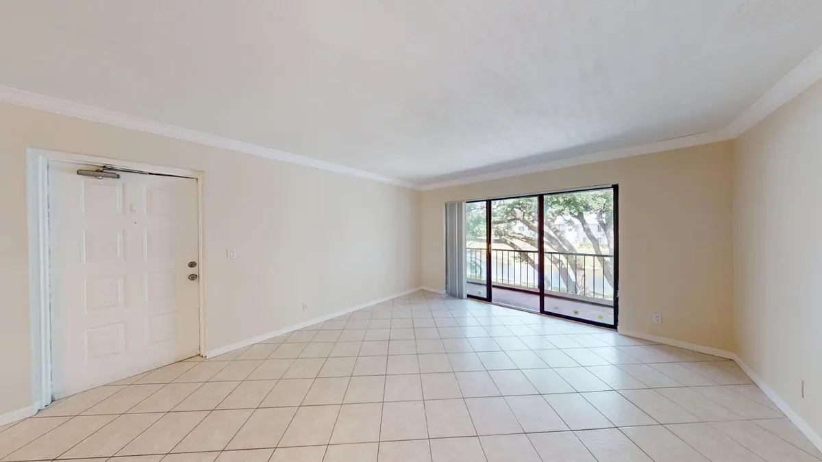 1015-Green-Pine-Blvd-C2-04292025_161117 at 1015 GREEN PINE Boulevard C2, West Palm Beach