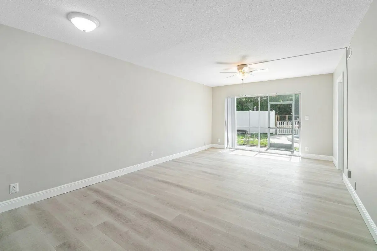 014-1360Northeast27thTerrace-PompanoBeac at 1360 NE 27th Terrace 2, Pompano Beach