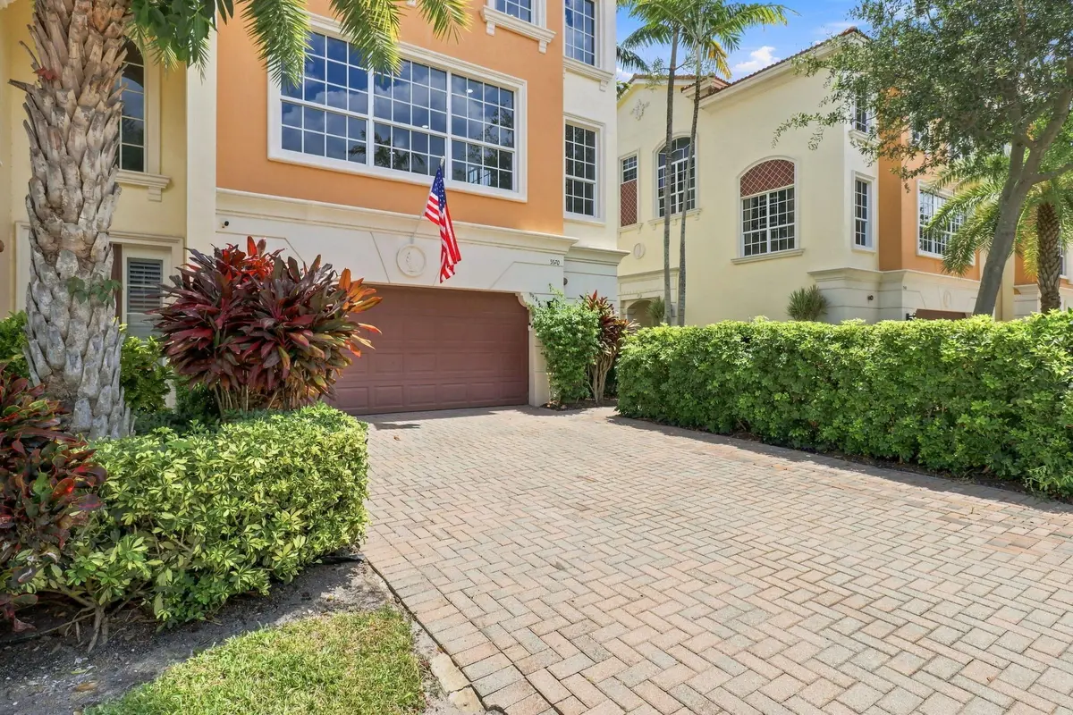 Front of Structure at 5570 NE TRIESTE Way, Boca Raton