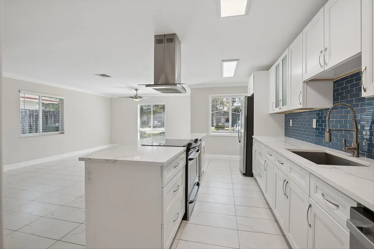 05-Holtzheuser-819 SW 13th St-5 at 819 SW 13TH Street, Fort Lauderdale