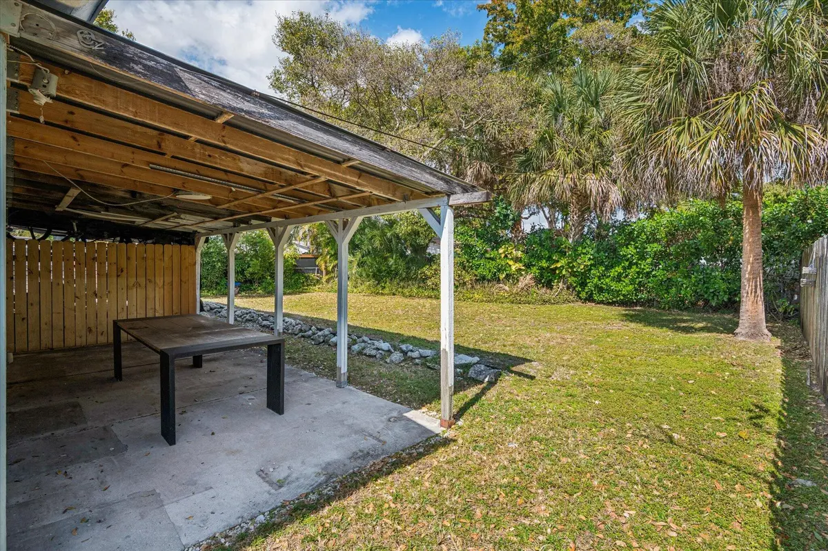 15-Holtzheuser-819 SW 13th St-15 at 819 SW 13TH Street, Fort Lauderdale