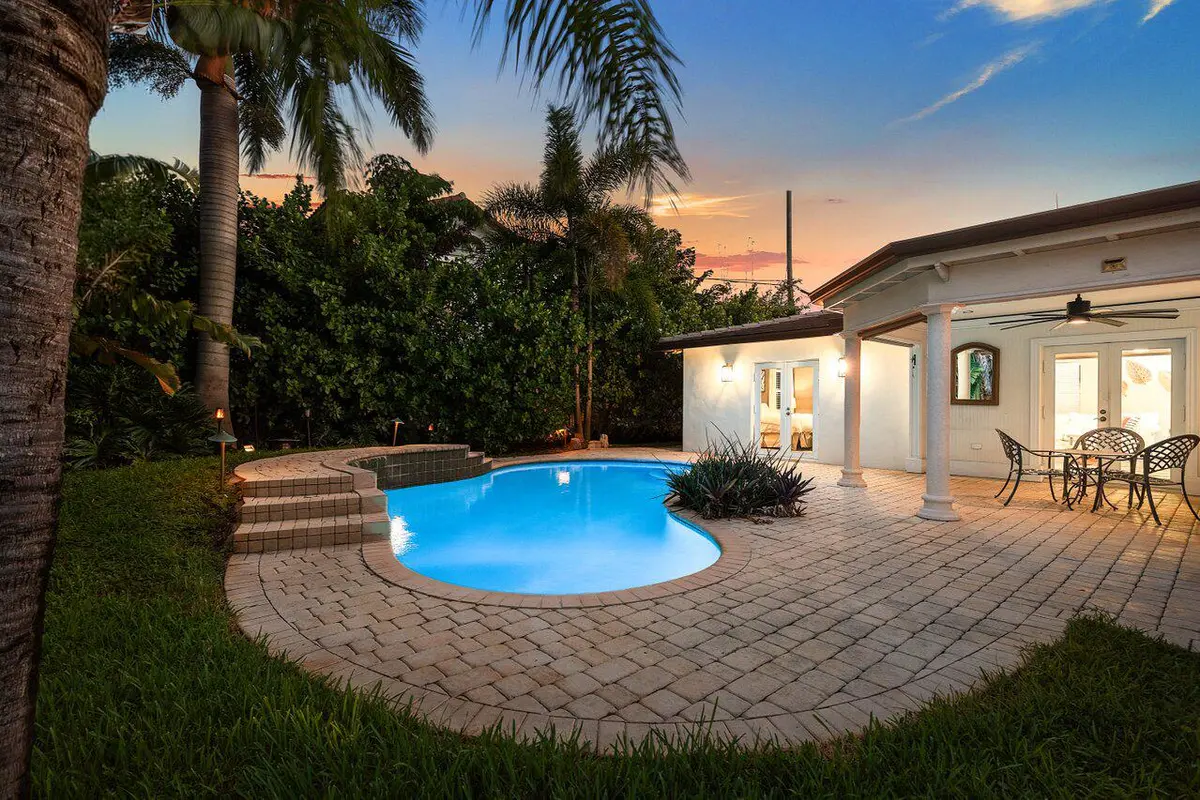 059-124BonnieBriarLane at 124 Bonnie Briar Lane, Delray Beach