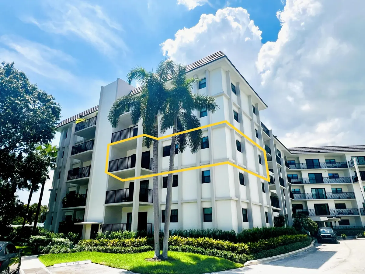 1000RR320 MWPA2026 (114) at 1000 River Reach Drive 320, Fort Lauderdale