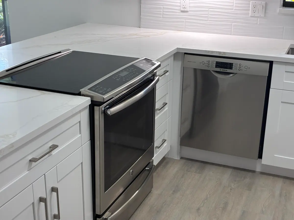 Kitchen at 1605 S US HIGHWAY 1 106M1, Jupiter
