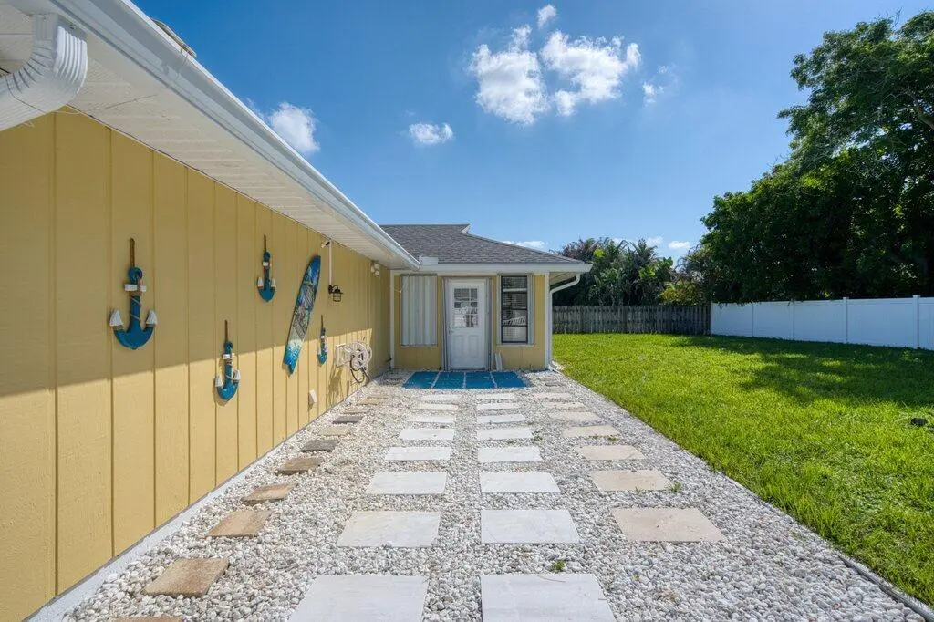 DSC07141_HDR.jpeg-SMALL at 888 NE Maranta Terrado, Jensen Beach