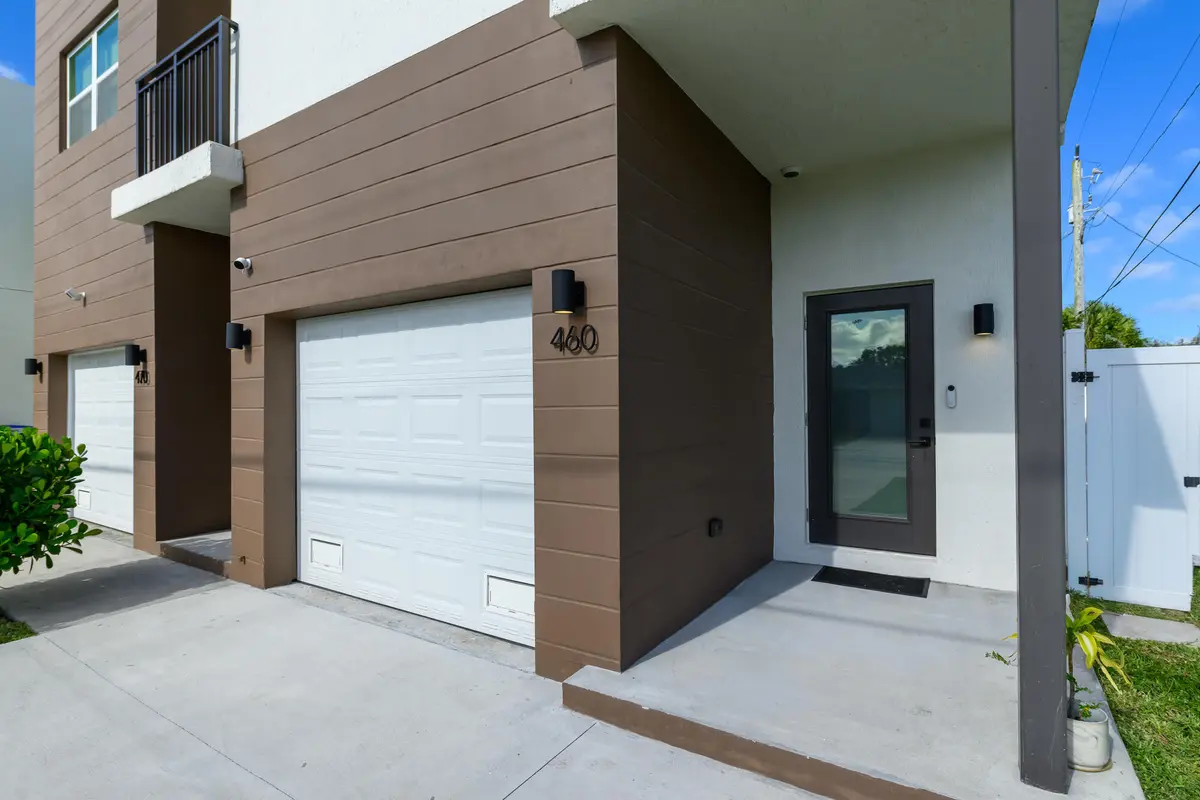 1-45 at 460 NW 27th Avenue, Pompano Beach